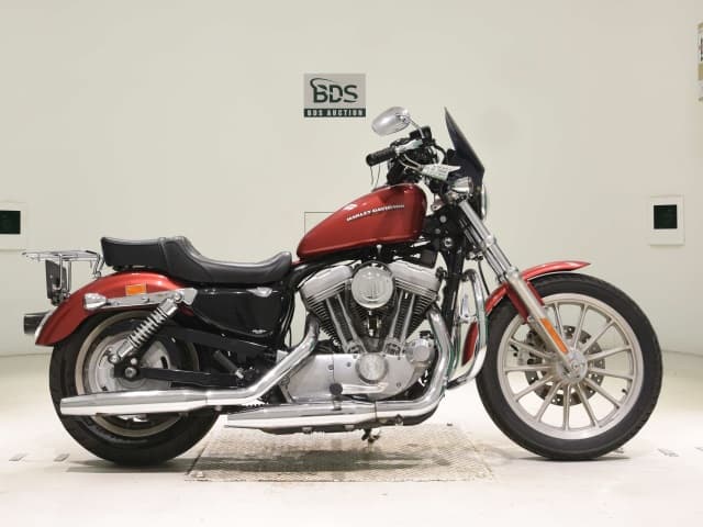 Imported HD. XL883L