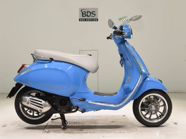 Imported VESPA PRIMAVERA125