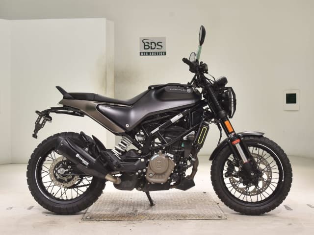 Imported HUSQVARNA ｽﾊﾞﾙﾄﾋﾟﾚﾝ125