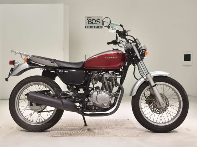 Honda CB223S
