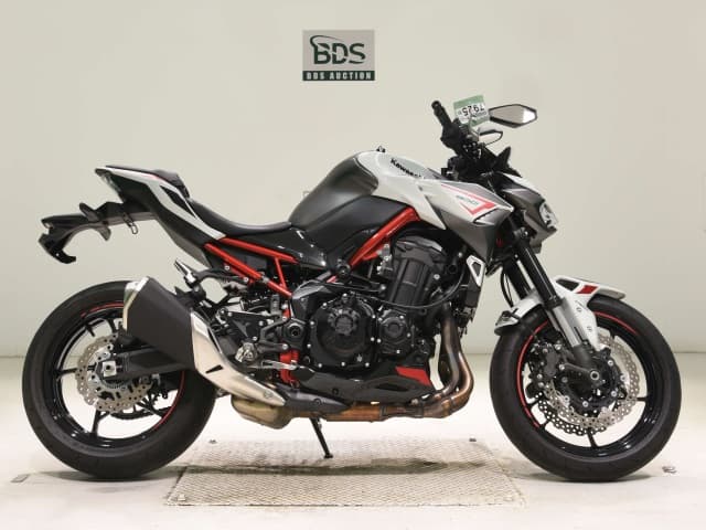 Kawasaki Z900-2