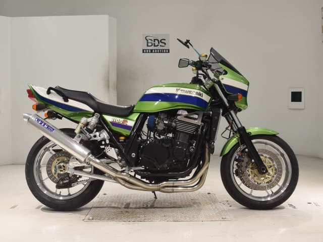 Kawasaki ZRX1100