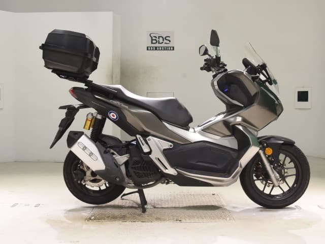 Honda ADV150
