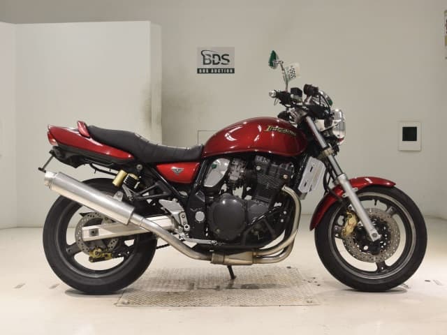 Suzuki INAZUMA400