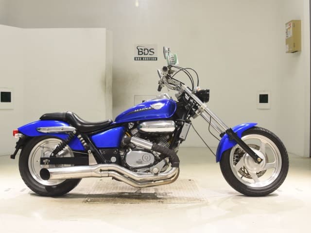 Honda MAGNA250