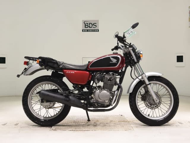 Honda CB223S