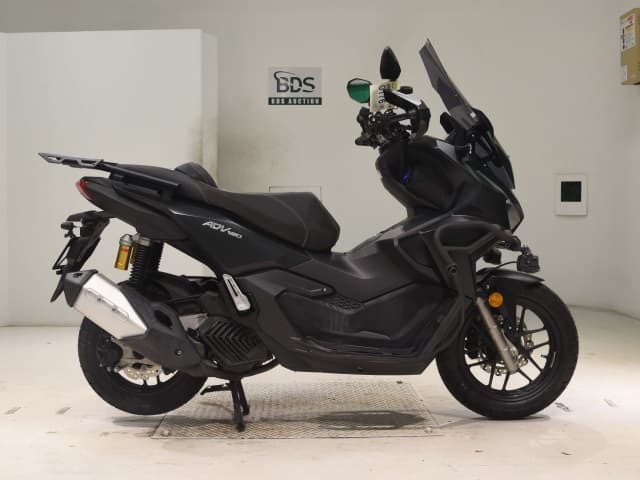 Honda ADV160