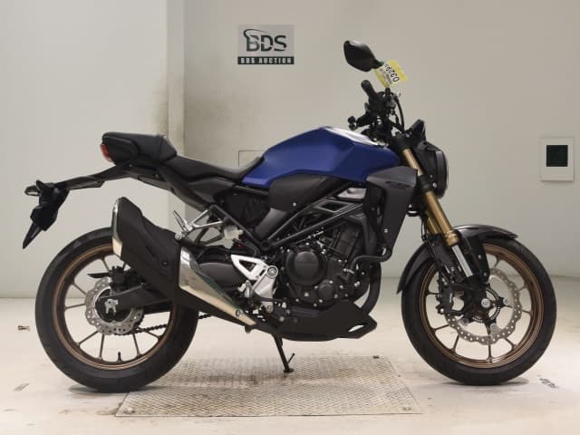 Honda CB250RA