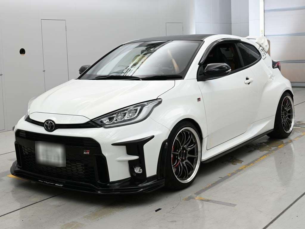 TOYOTA GRYARIS