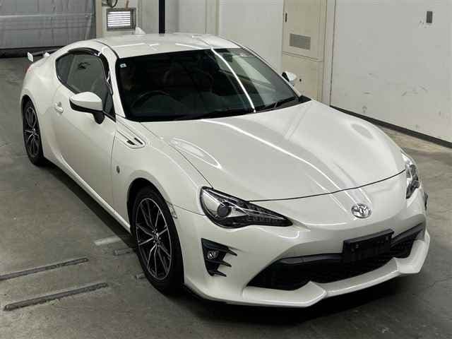 TOYOTA 86