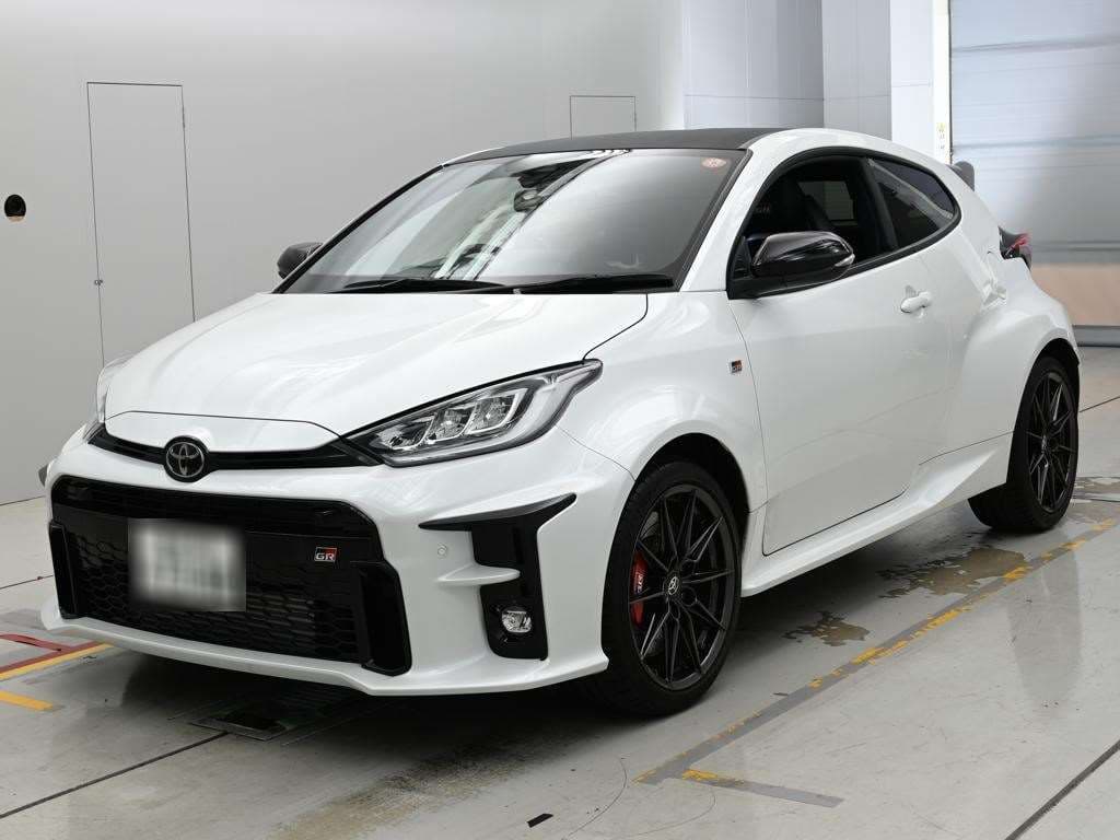 TOYOTA GRYARIS