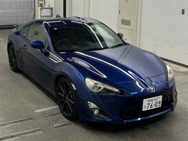 TOYOTA 86