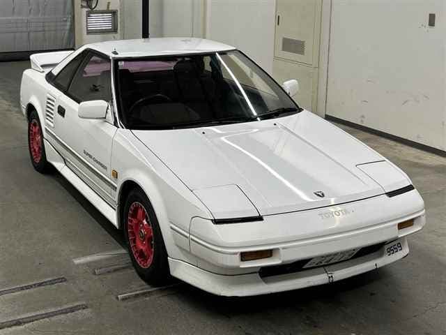 TOYOTA MR2
