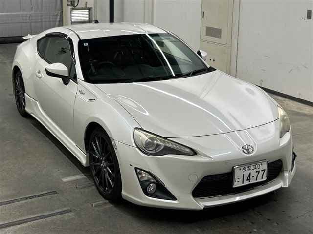TOYOTA 86