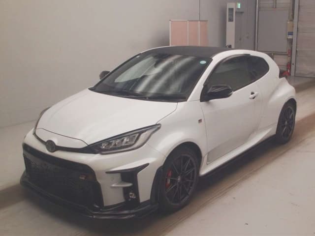 TOYOTA GRYARIS