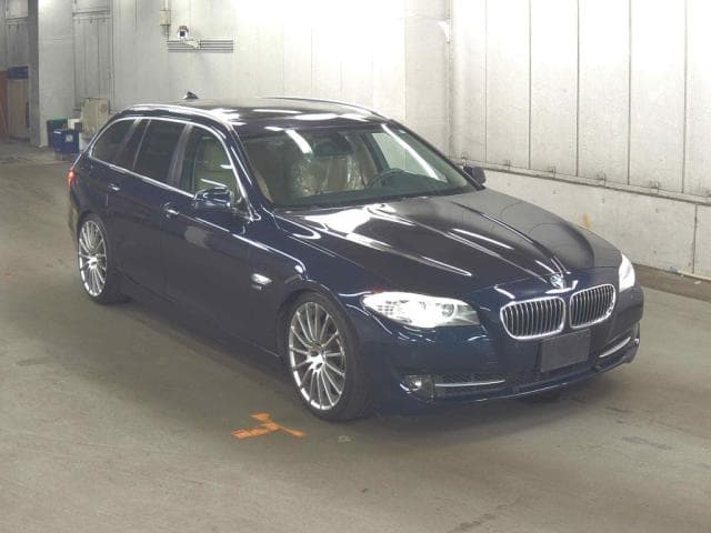 BMW BMW