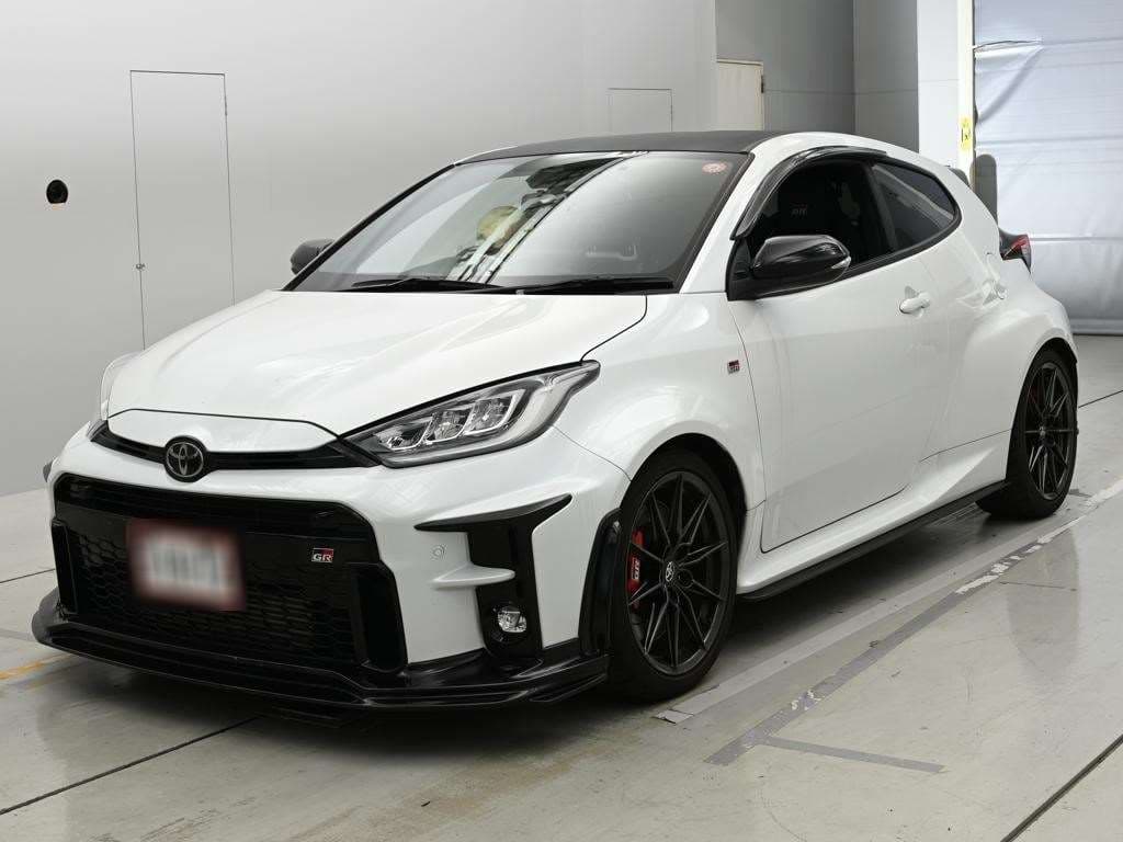 TOYOTA GRYARIS