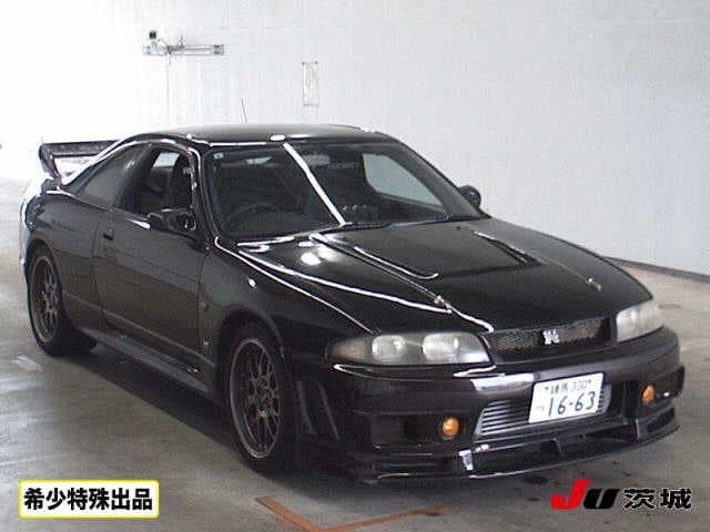 NISSAN SKYLINEGTR