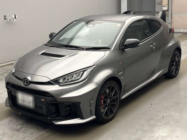 TOYOTA GRYARIS