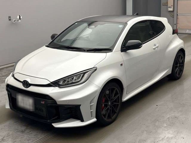 TOYOTA GRYARIS