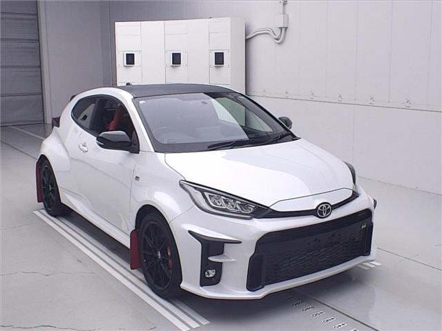 TOYOTA GRYARIS