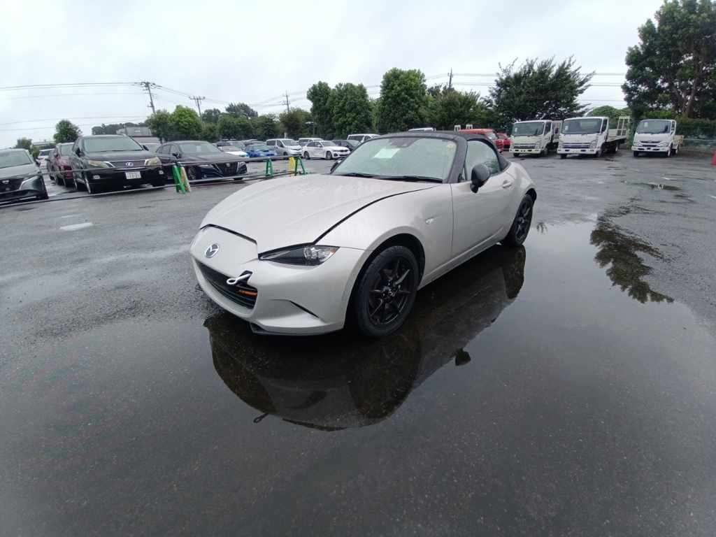 MAZDA ROADSTER