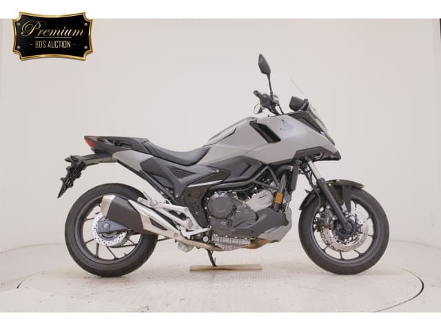 Honda NC750X-3