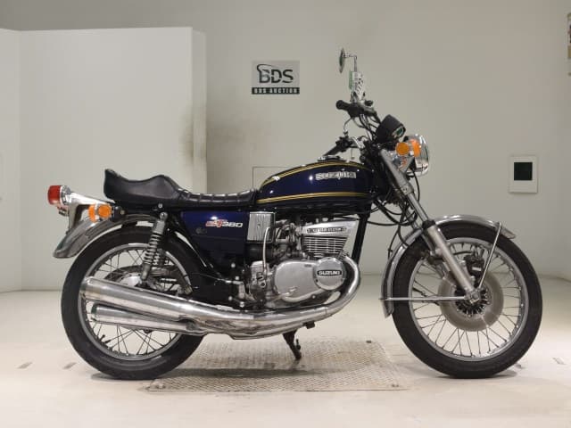 Suzuki GT380