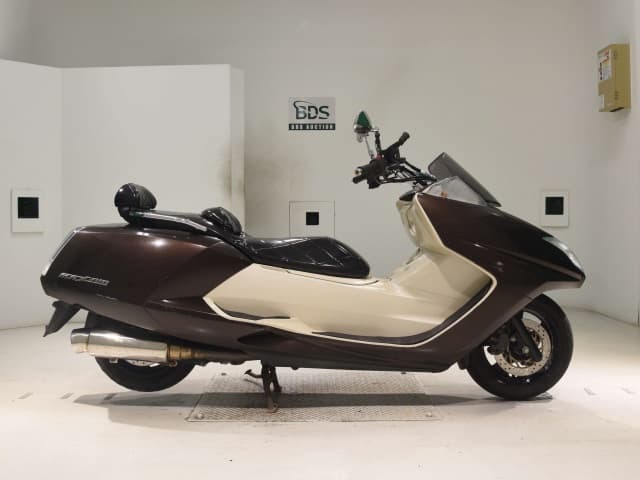 Yamaha MAXAM