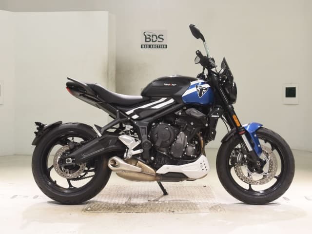 Imported TRIUMPH TRIDENT660