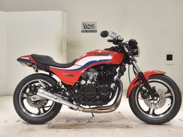 Kawasaki GPZ750