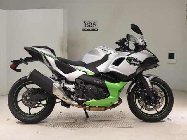 Kawasaki NINJA7ハEVEリッド