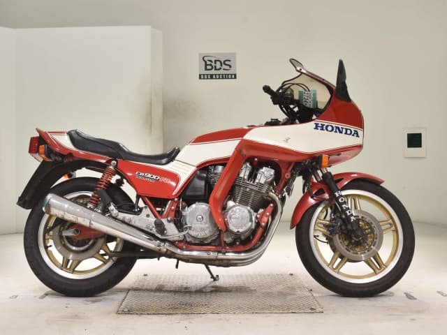 Honda CB900F