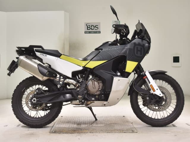 Imported HUSQVARNA NORDEN901