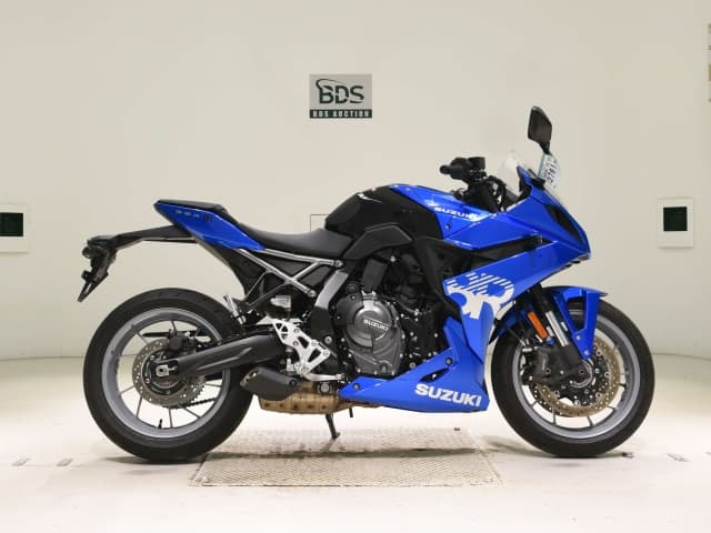 Suzuki GSX-8R