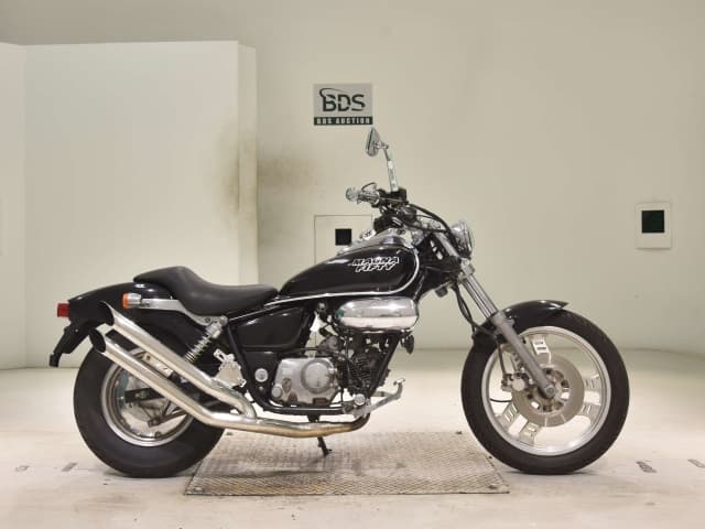 Honda MAGNA50