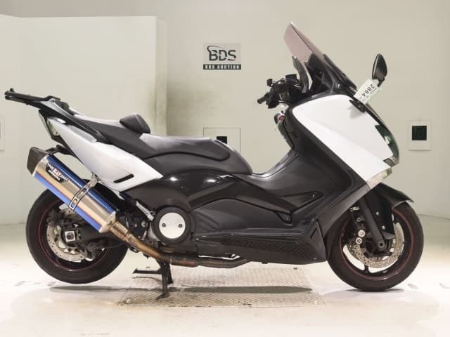 Yamaha T-MAX530