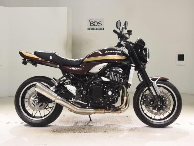 Kawasaki Z900RS