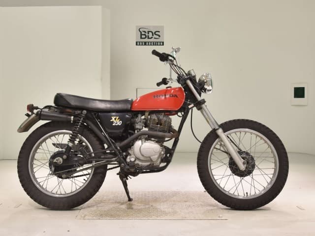 Honda XL230