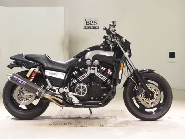 Yamaha V-MAX