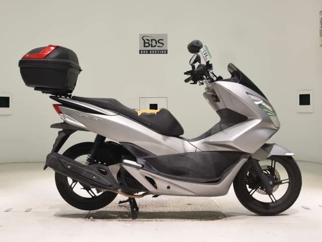 Honda PCX125-2