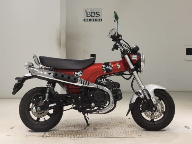 Honda DAX125