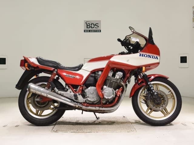 Honda CB900F