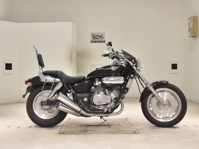 Honda MAGNA250S