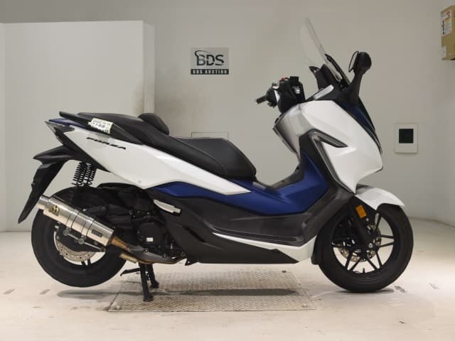 Honda FORZA-4