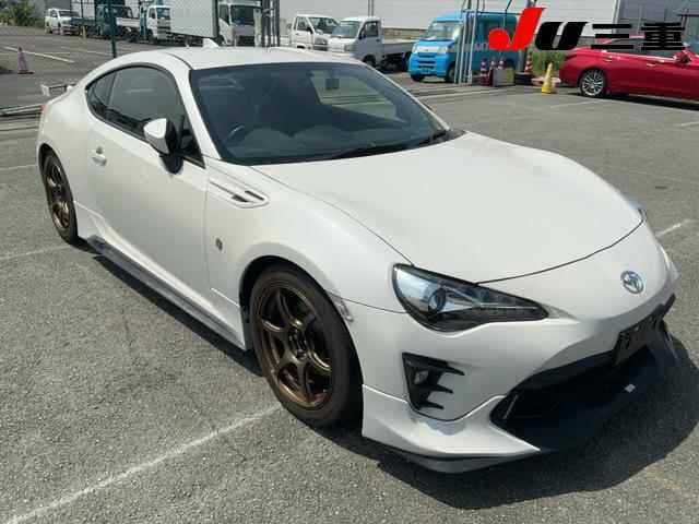 TOYOTA 86