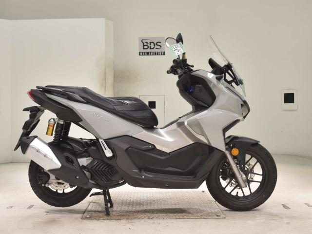 Honda ADV160