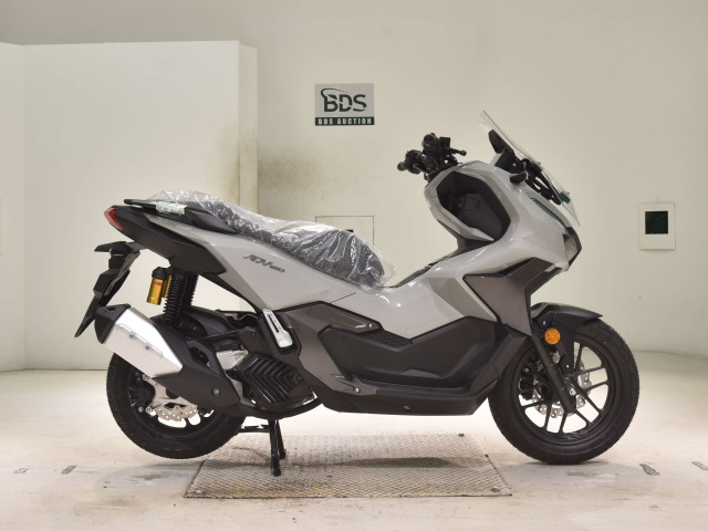 Honda ADV160