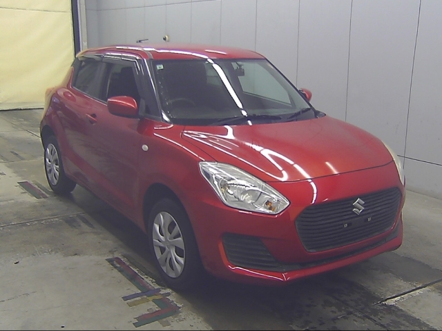 SUZUKI SWIFT5D